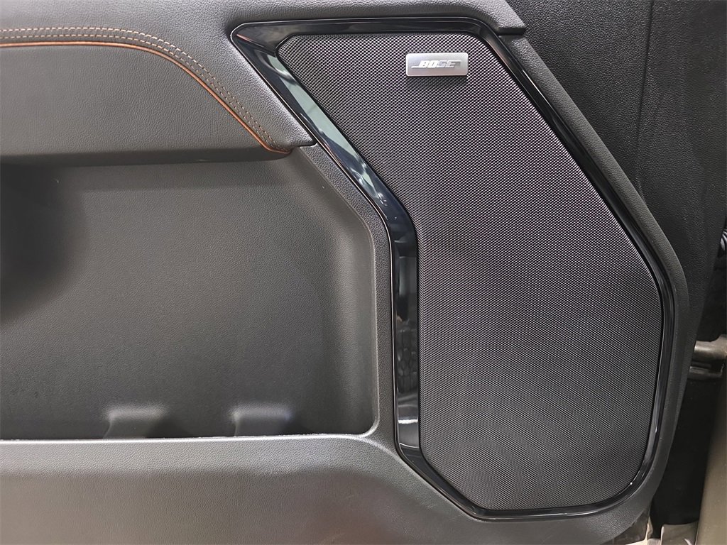 Used 2023 GMC Sierra 1500 AT4 w/ Technology Package image 31