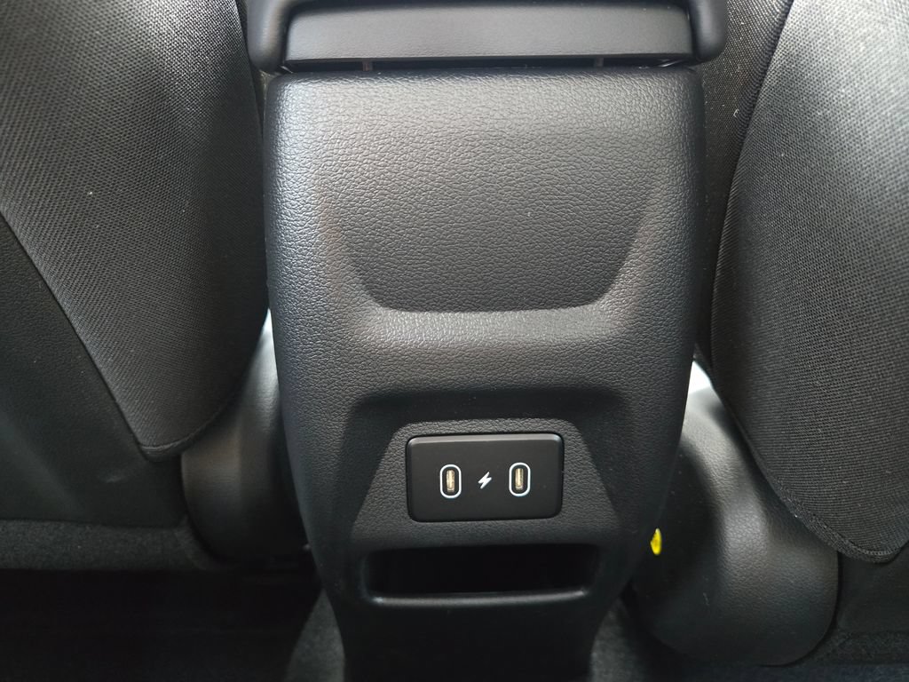 New 2026 Hyundai Venue SEL FWD image 30