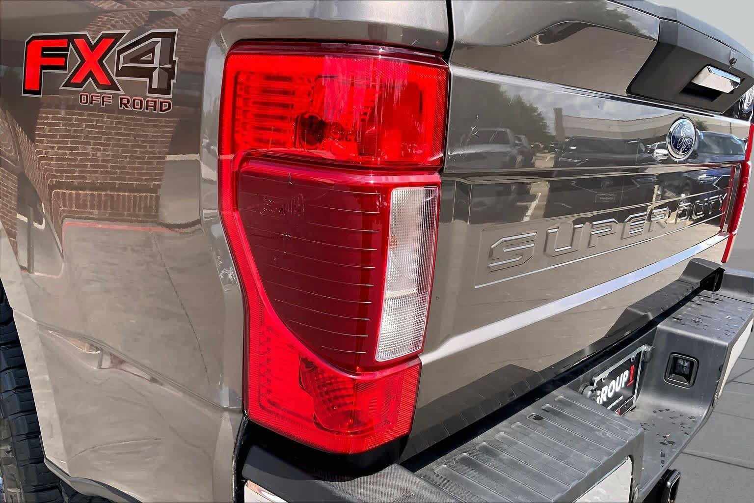 Used 2021 Ford F250 Lariat w/ Lariat Value Package AWD/4WD image 28