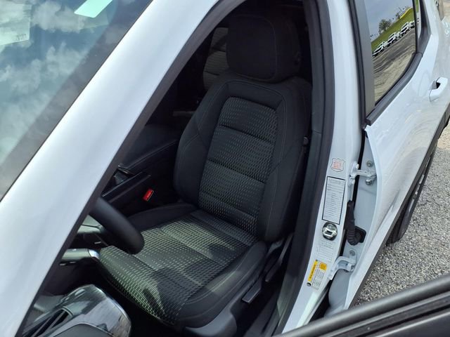 Used 2025 Chevrolet Equinox LT image 43