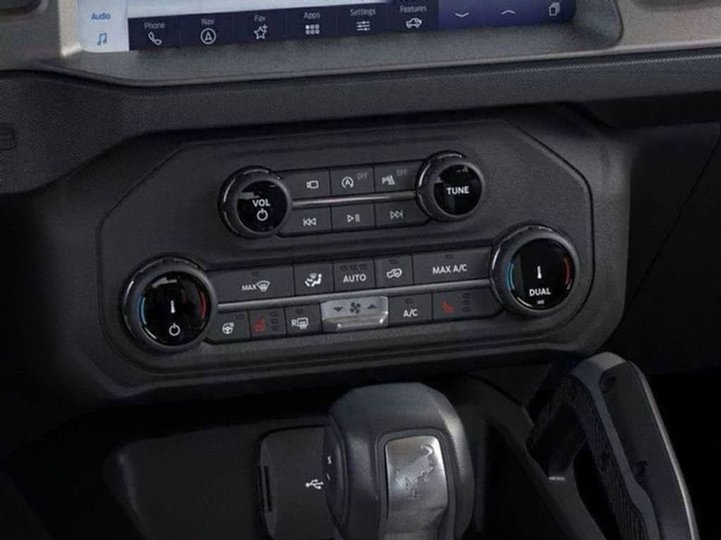 New 2025 Ford Bronco Badlands image 61