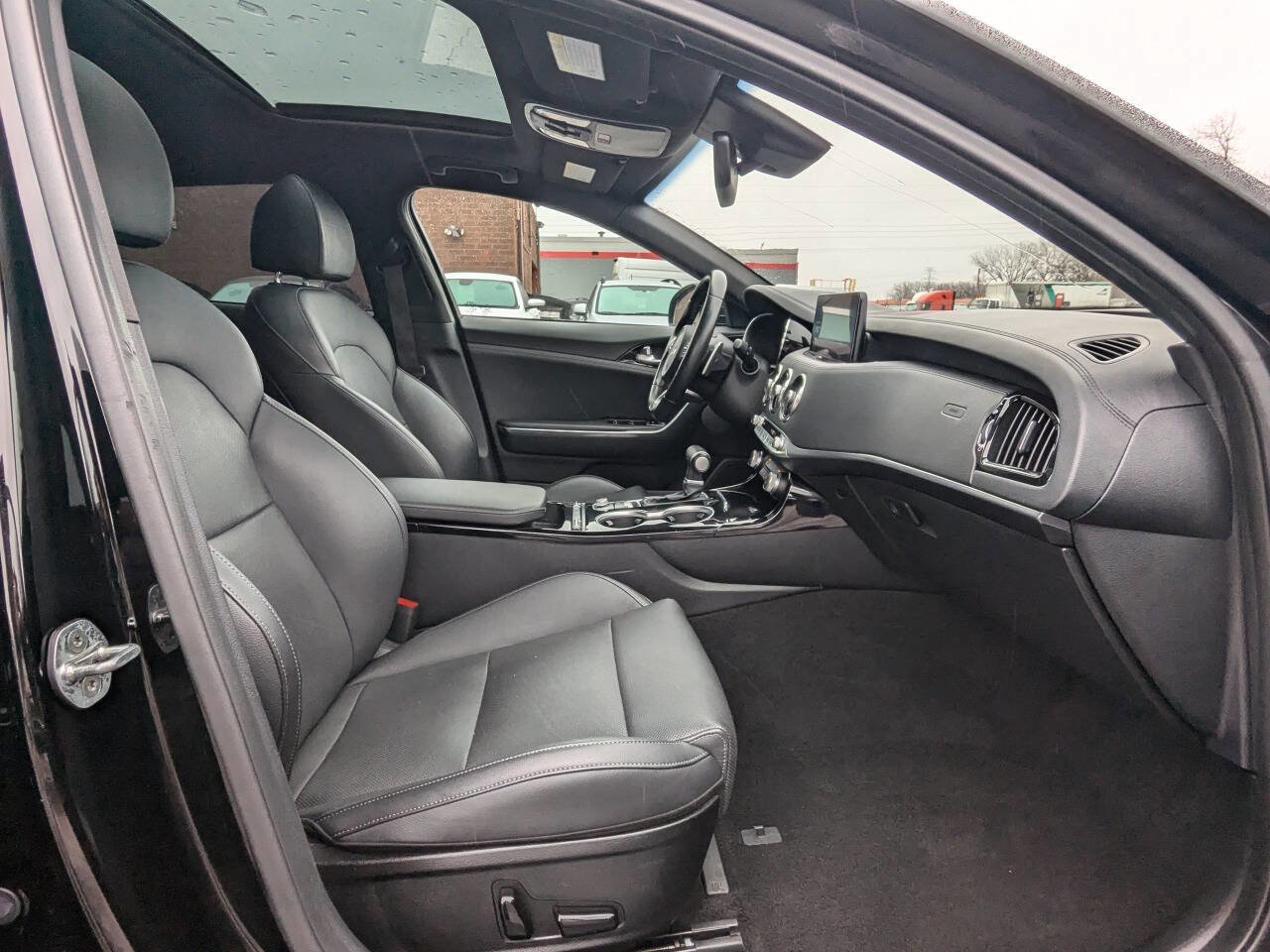 Used 2023 Kia Stinger GT-Line w/ Sun & Sound Package image 15