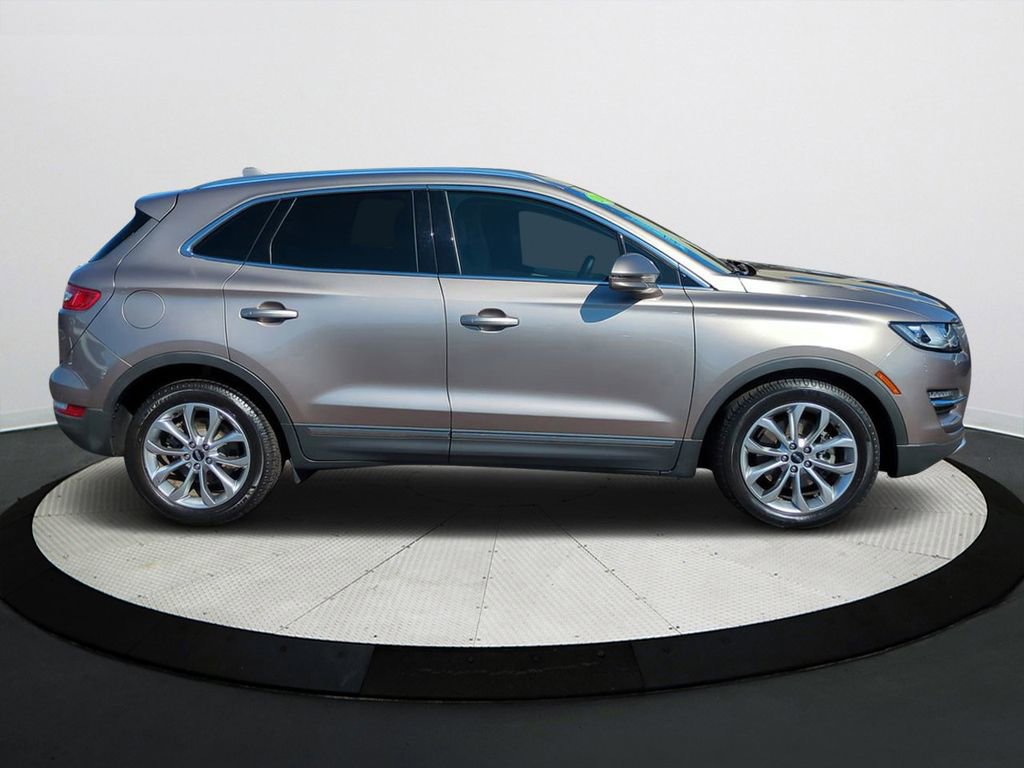 Used 2019 Lincoln MKC Select w/ Select Plus Package image 3
