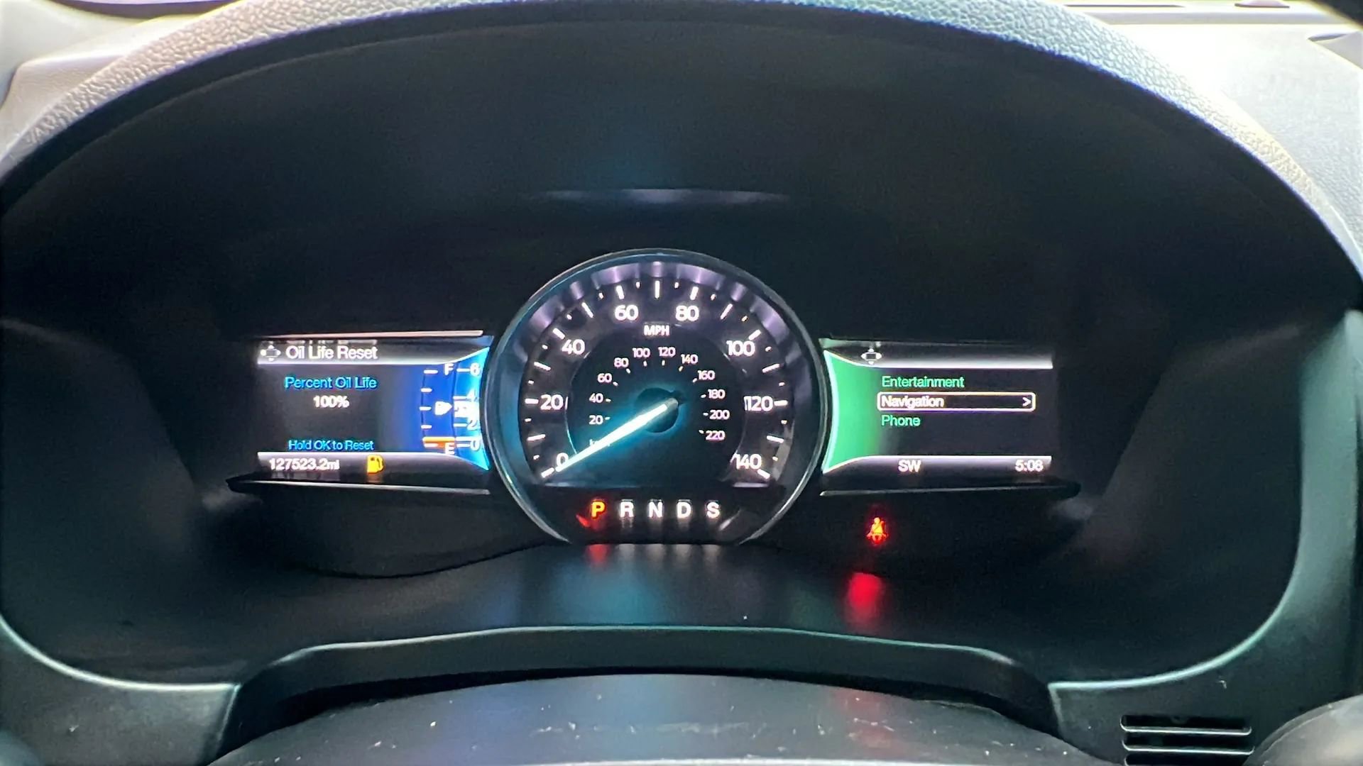 Used 2016 Ford Explorer Limited image 12