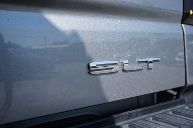 Used 2025 GMC Sierra 1500 SLT AWD/4WD image 25