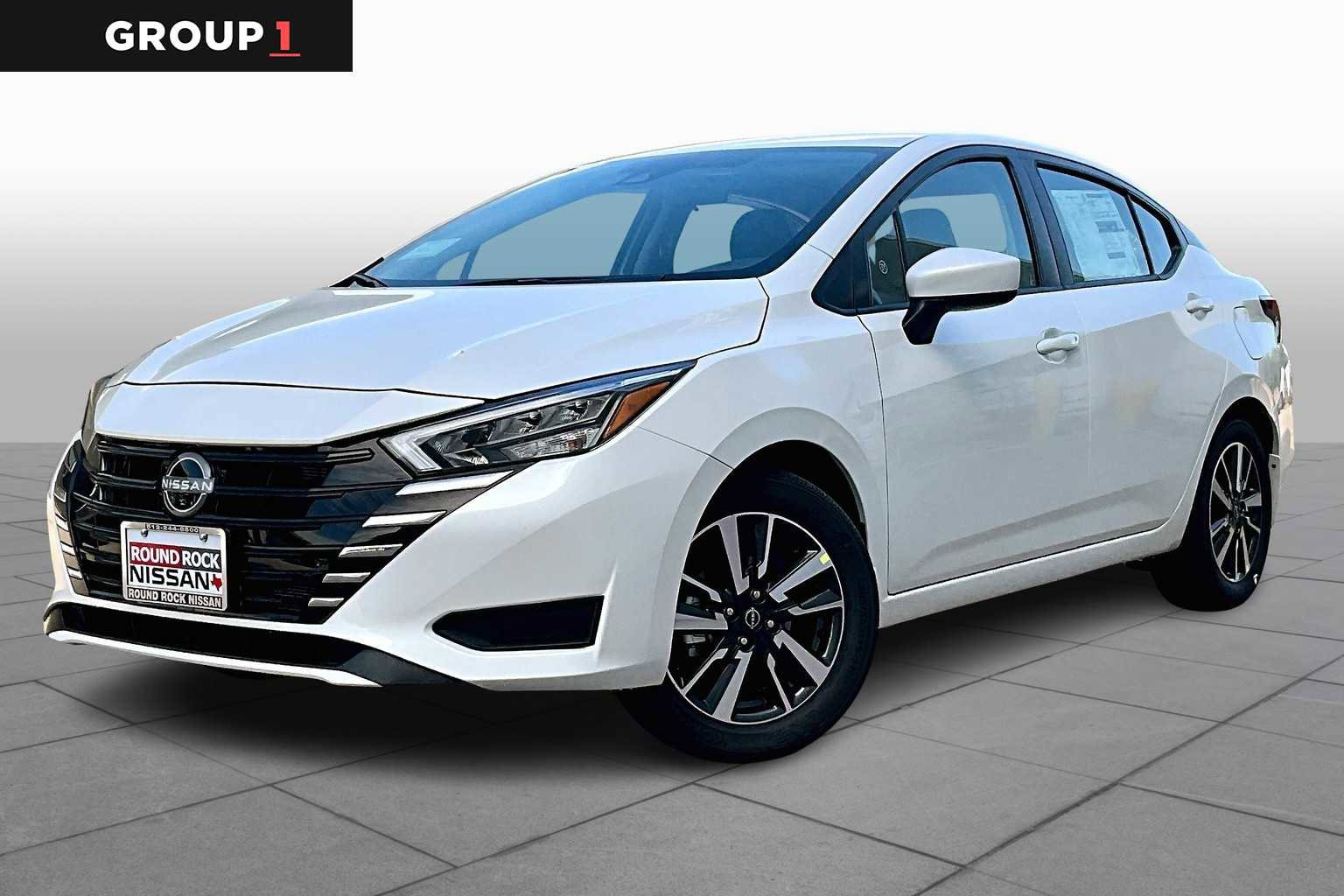 New 2025 Nissan Versa SV w/ Trunk Package