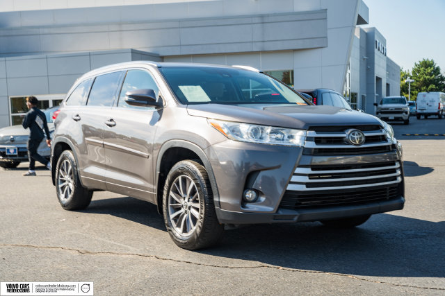 Used 2017 Toyota Highlander XLE