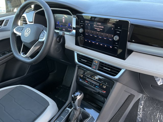 New 2026 Volkswagen Taos SE AWD/4WD image 5