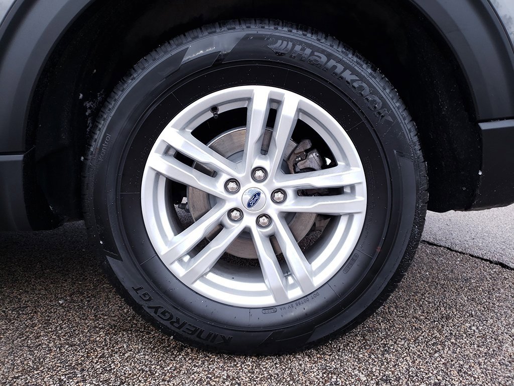 Used 2023 Ford Explorer XLT image 15