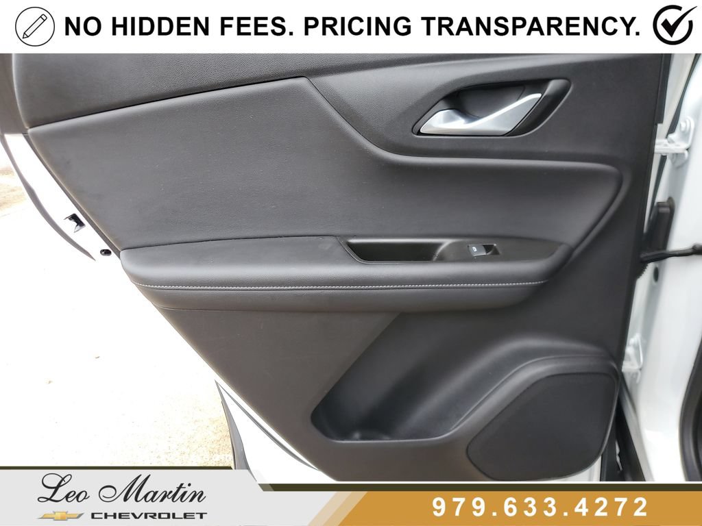 Used 2022 Chevrolet Blazer LT FWD image 13