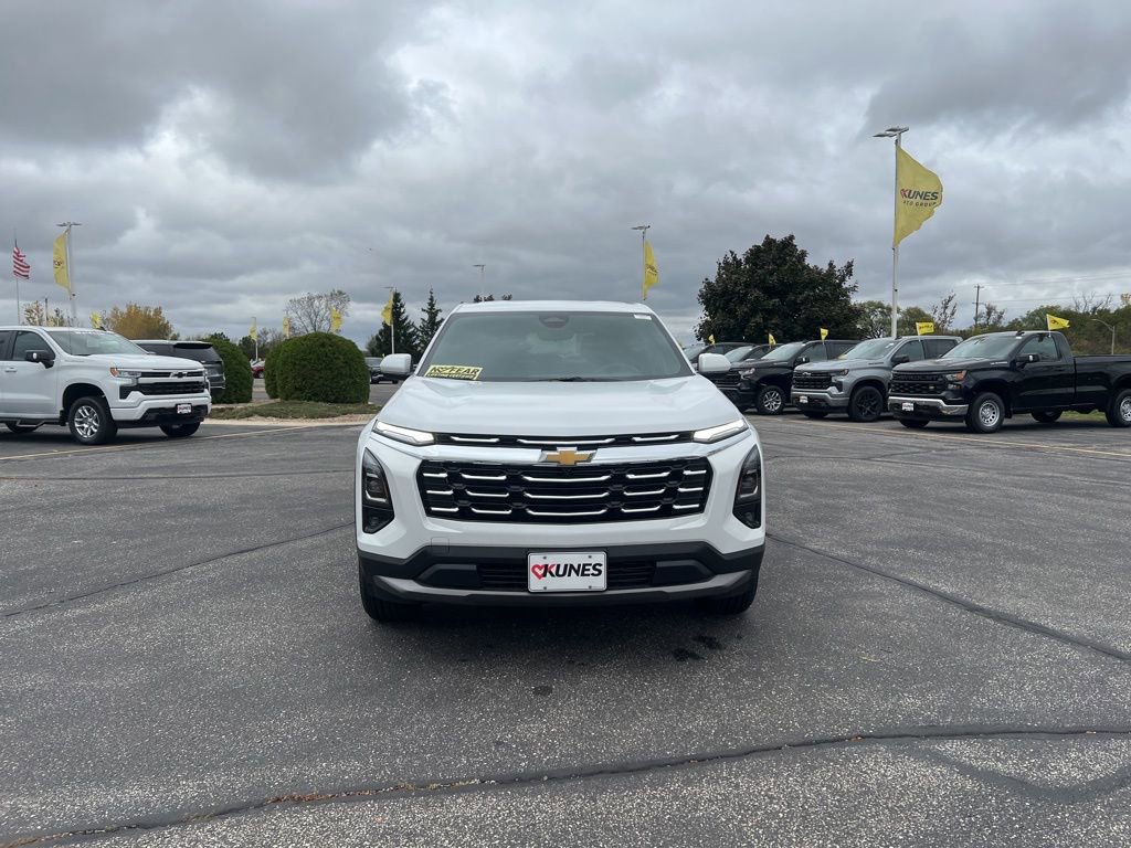 New 2026 Chevrolet Equinox LT w/ Convenience Package II image 2