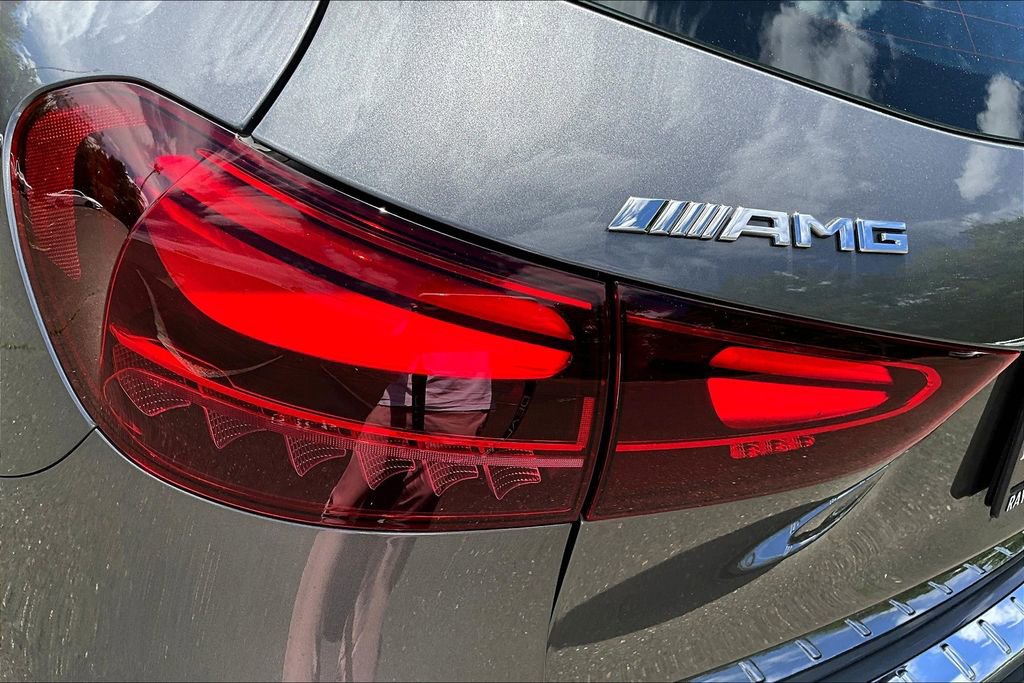 Certified 2025 Mercedes-Benz GLA 35 AMG 4MATIC image 32