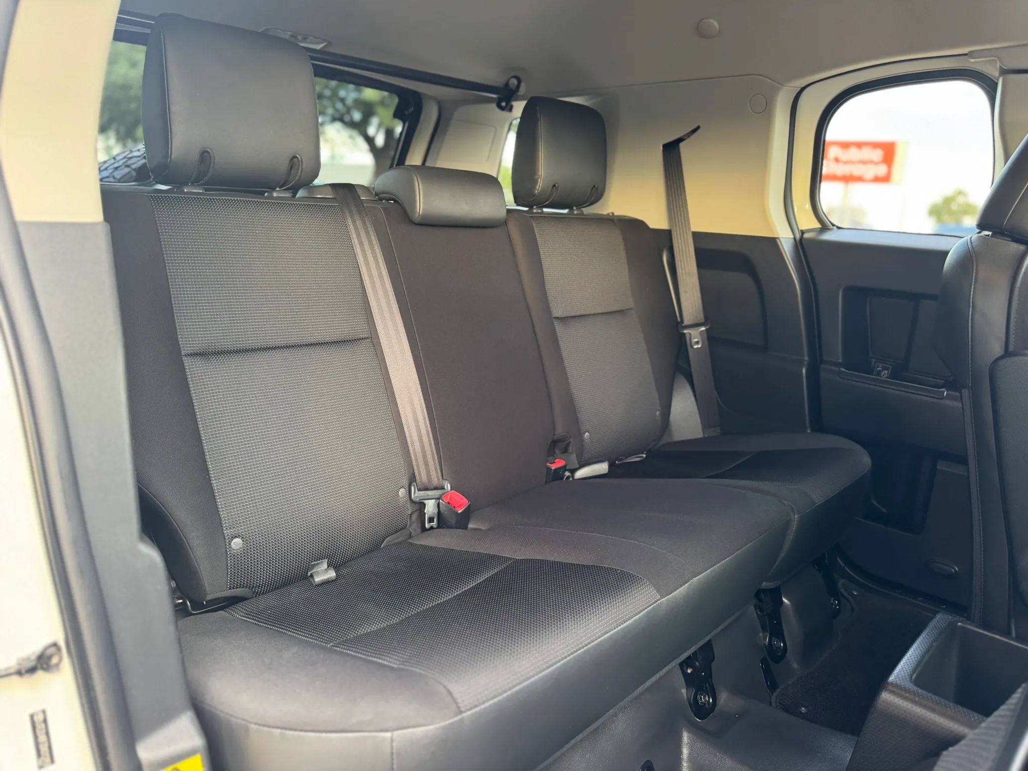 Used 2013 Toyota FJ Cruiser 2WD w/ Convenience Pkg image 20