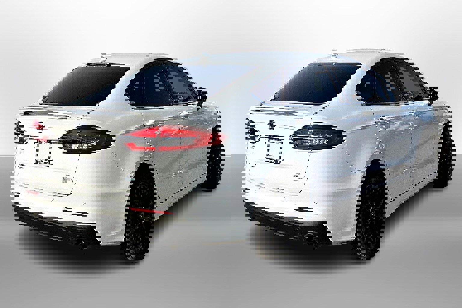 Used 2020 Ford Fusion SE w/ Equipment Group 151A image 11