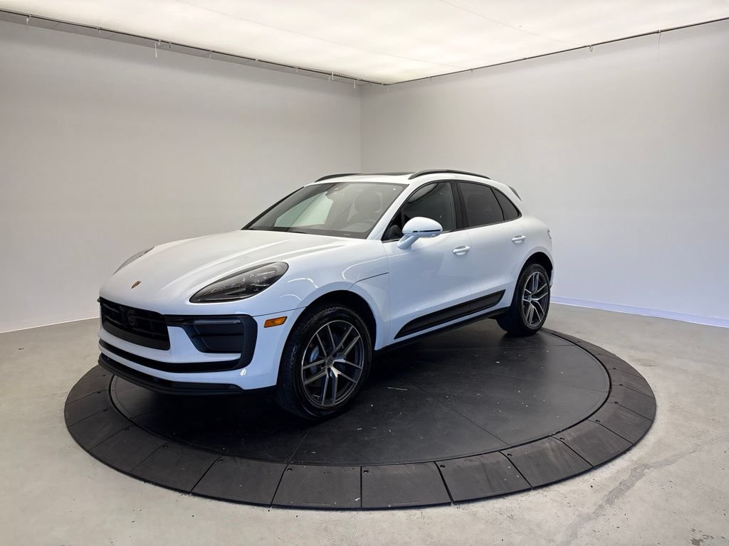 New 2026 Porsche Macan AWD/4WD image 1