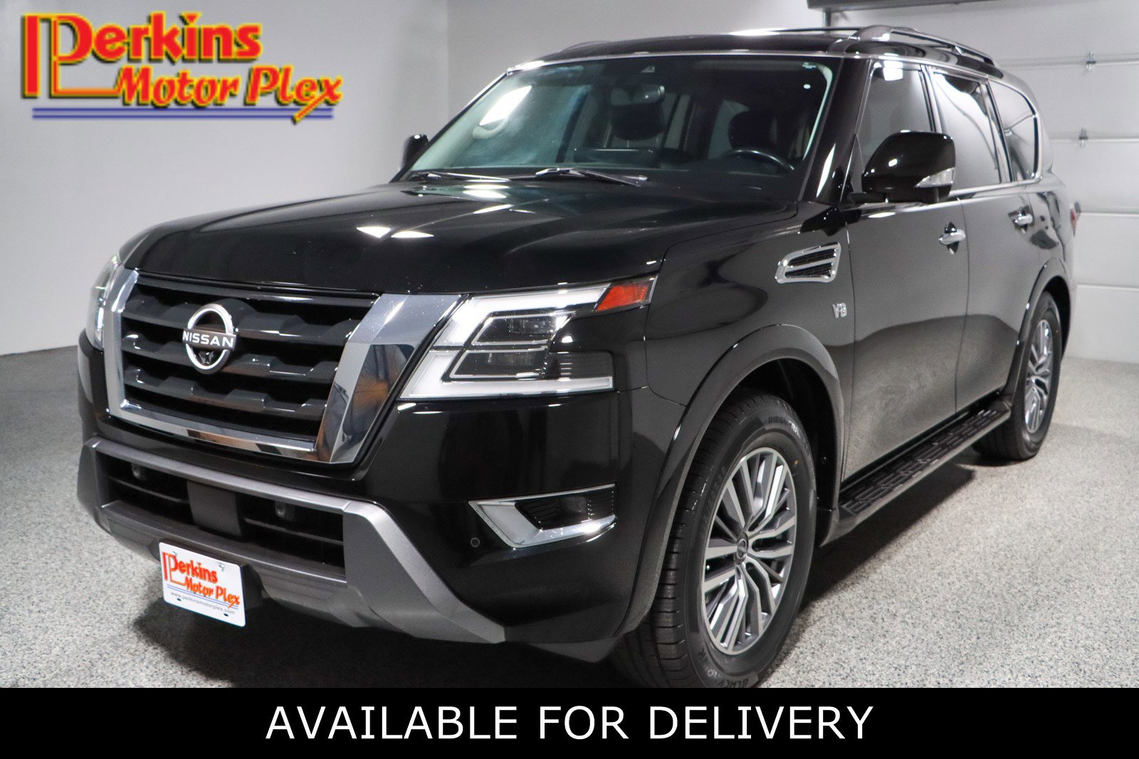 Used 2022 Nissan Armada SL w/ Captain's Chairs Package image 1