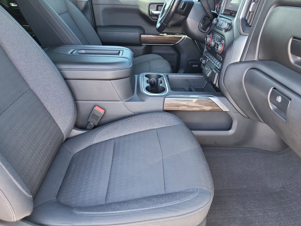 Used 2019 Chevrolet Silverado 1500 LT Trail Boss AWD/4WD image 15