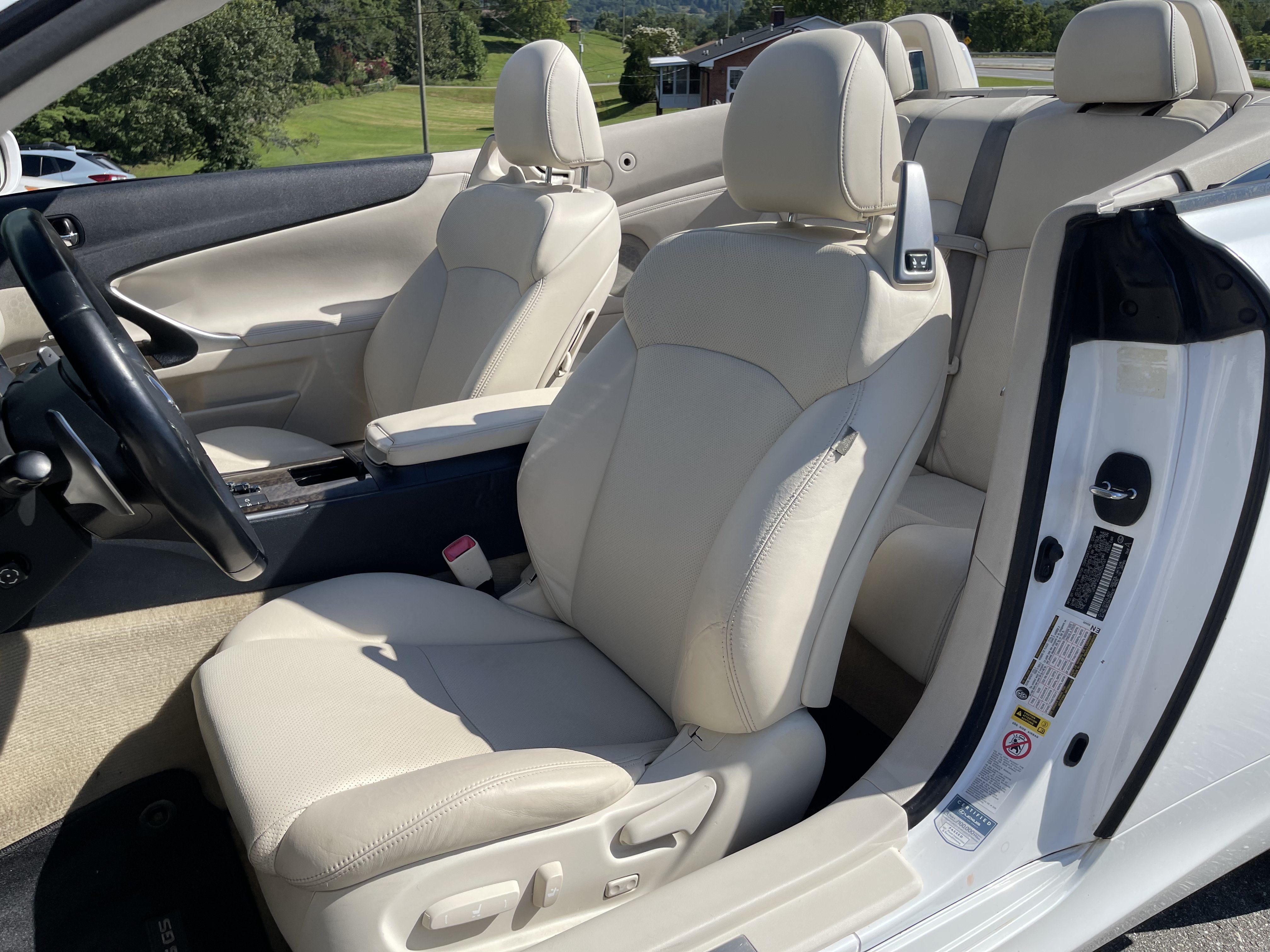 Used 2010 Lexus IS 250C RWD image 20