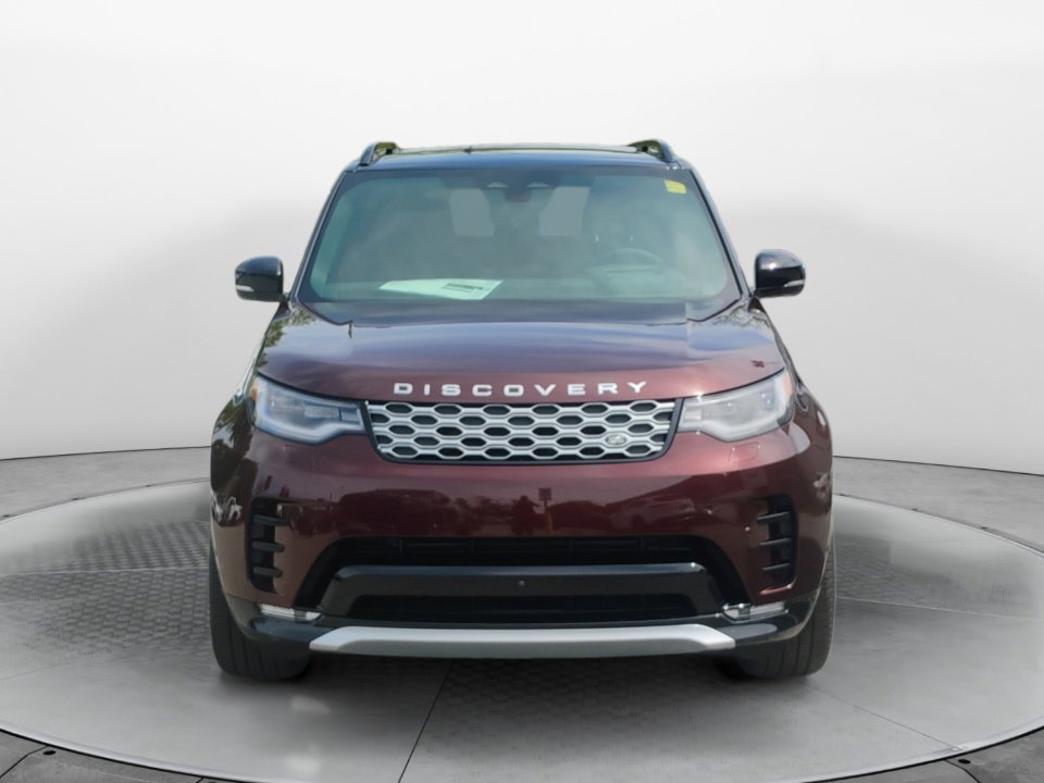 New 2026 Land Rover Discovery Limited Edition AWD/4WD image 2