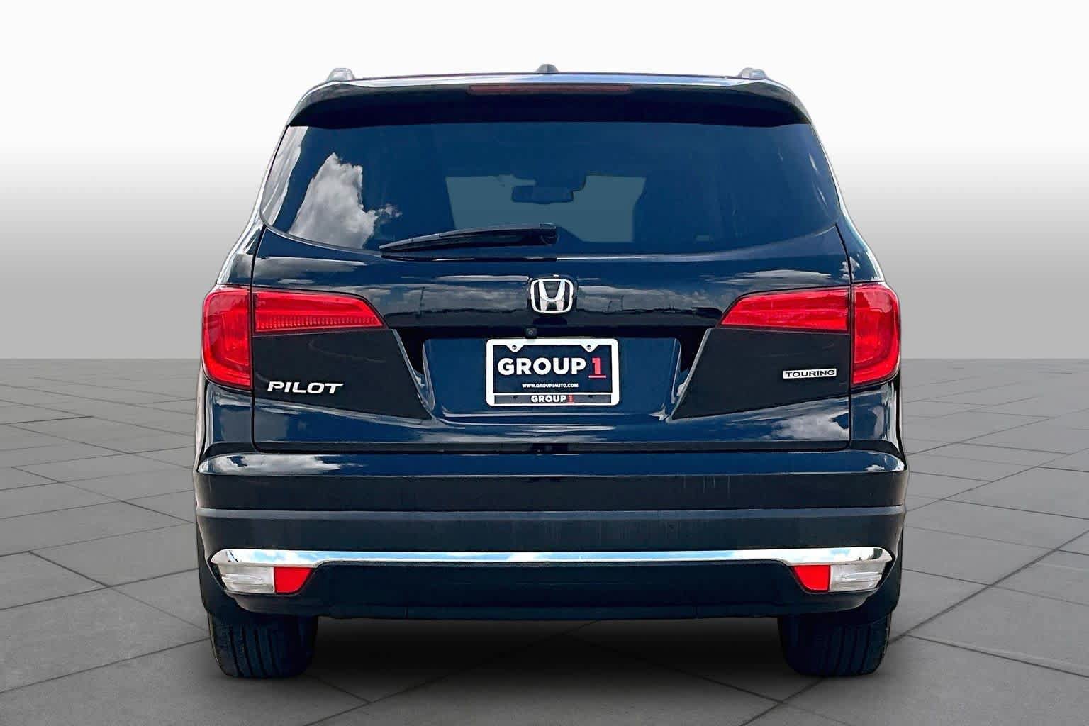Used 2016 Honda Pilot Touring image 5