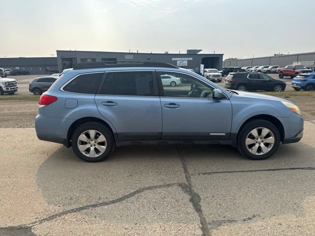 Used 2010 Subaru Outback 3.6R Premium AWD/4WD image 11