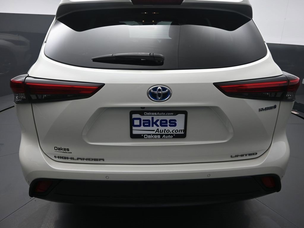 Used 2021 Toyota Highlander Limited image 35