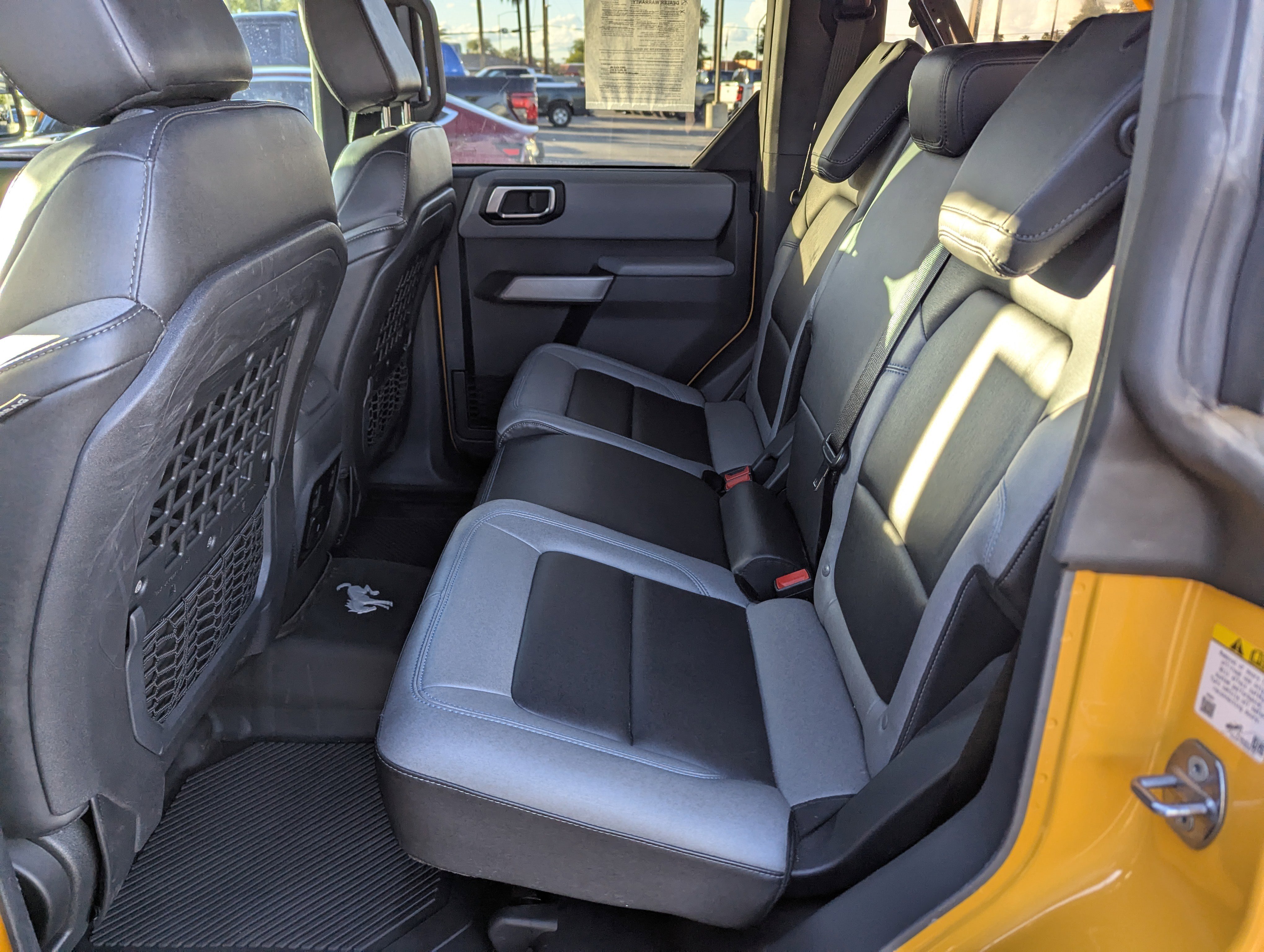 Used 2022 Ford Bronco Black Diamond image 8