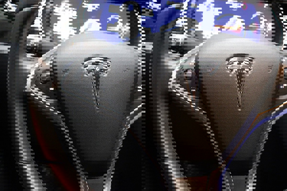 Used 2018 Tesla Model S 75D image 45