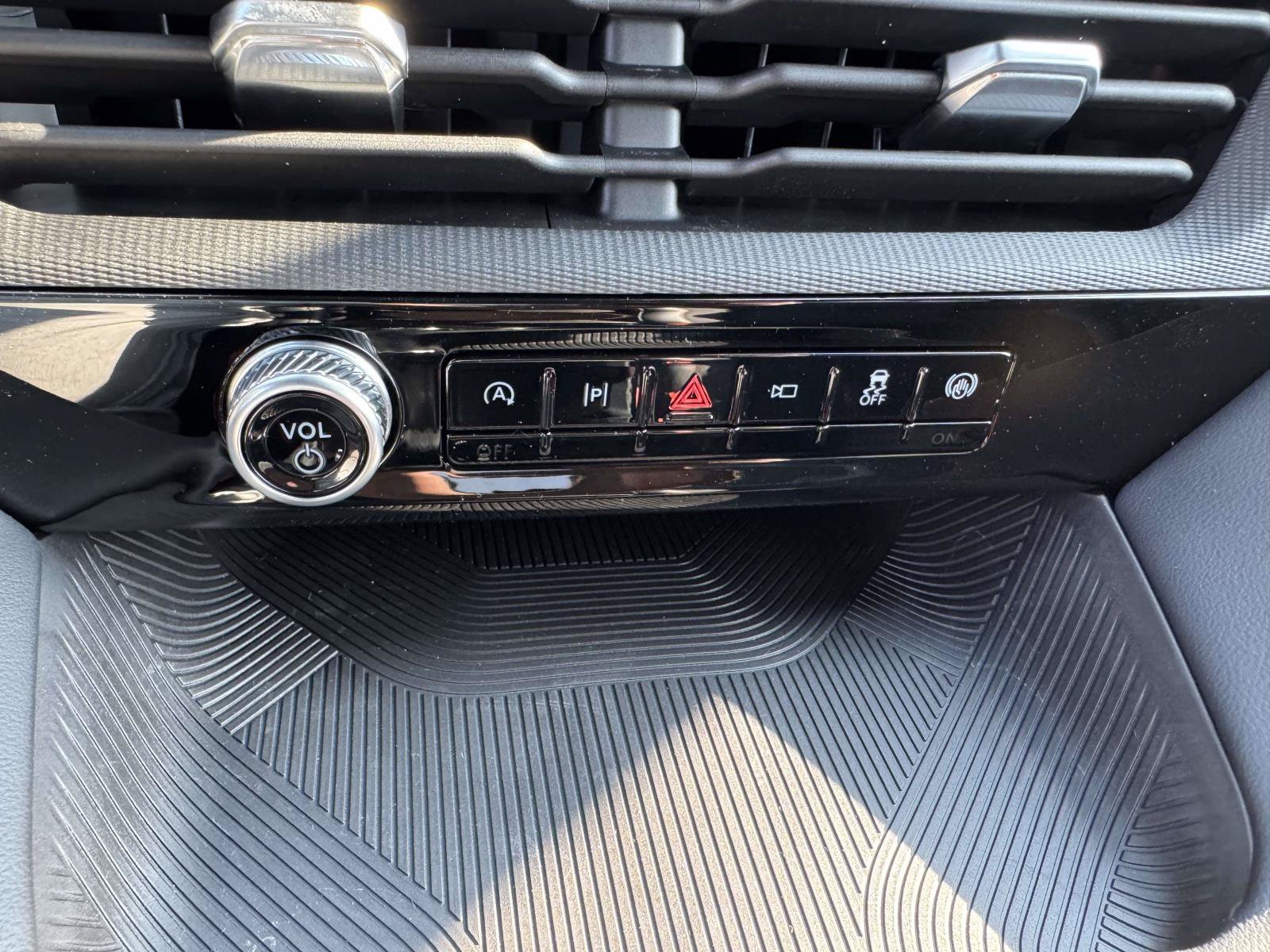 New 2026 Ford Explorer Tremor AWD/4WD image 23