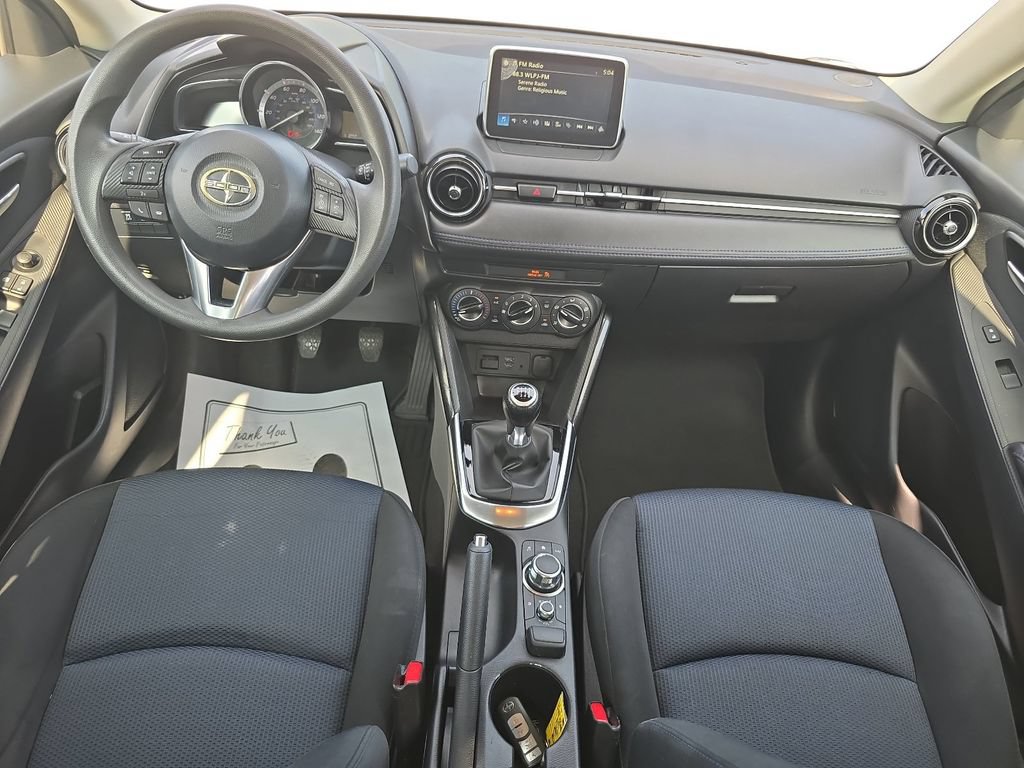 Used 2016 Scion iA FWD image 9