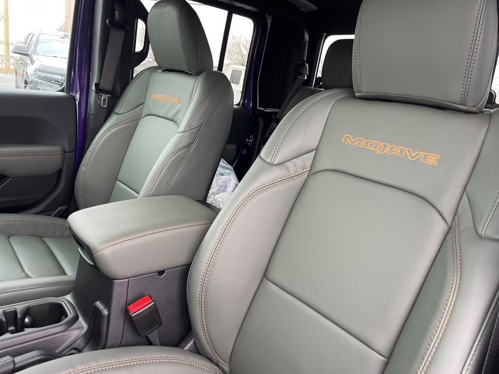 New 2026 Jeep Gladiator Mojave image 4