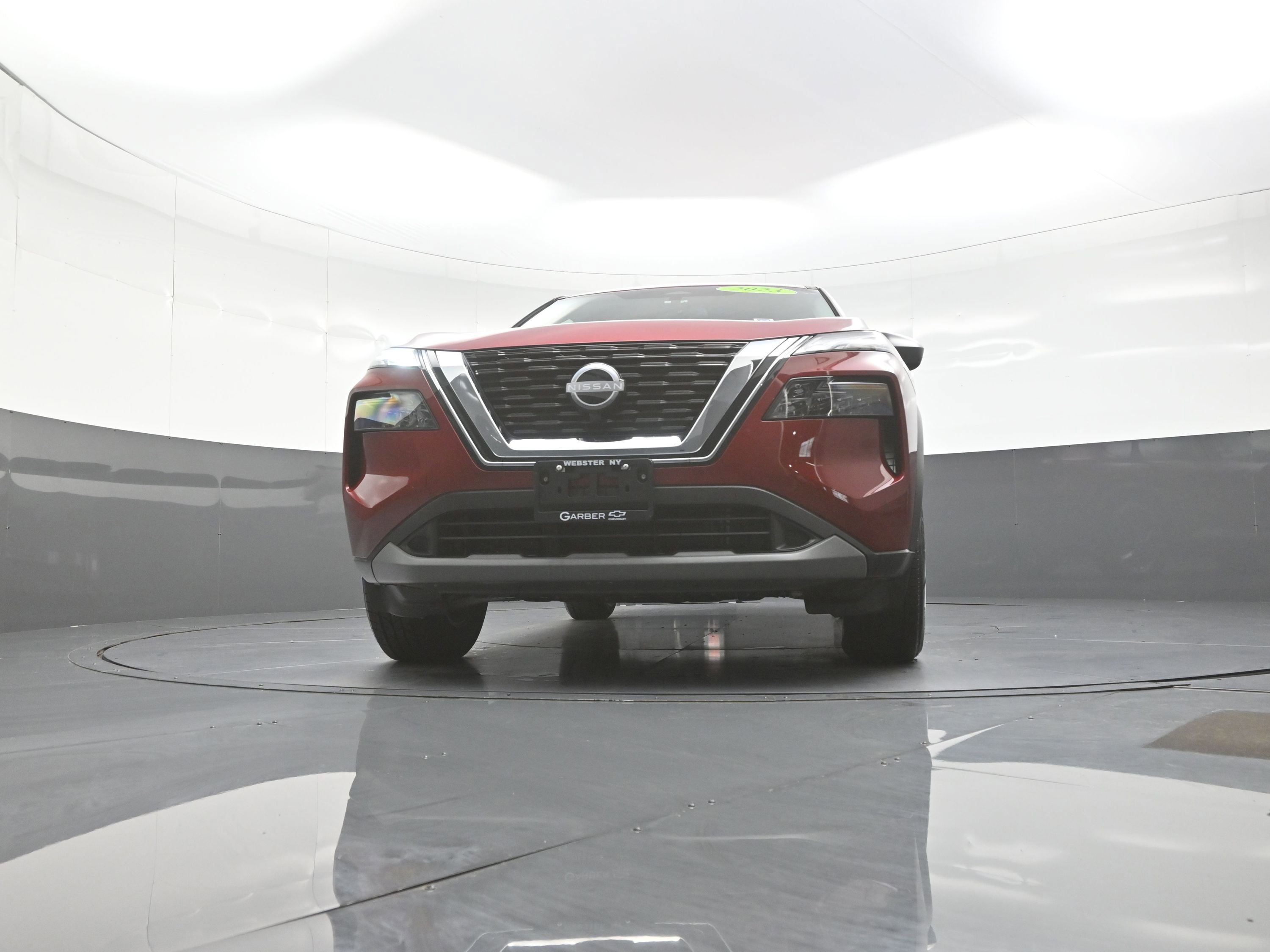Used 2023 Nissan Rogue S AWD/4WD image 10