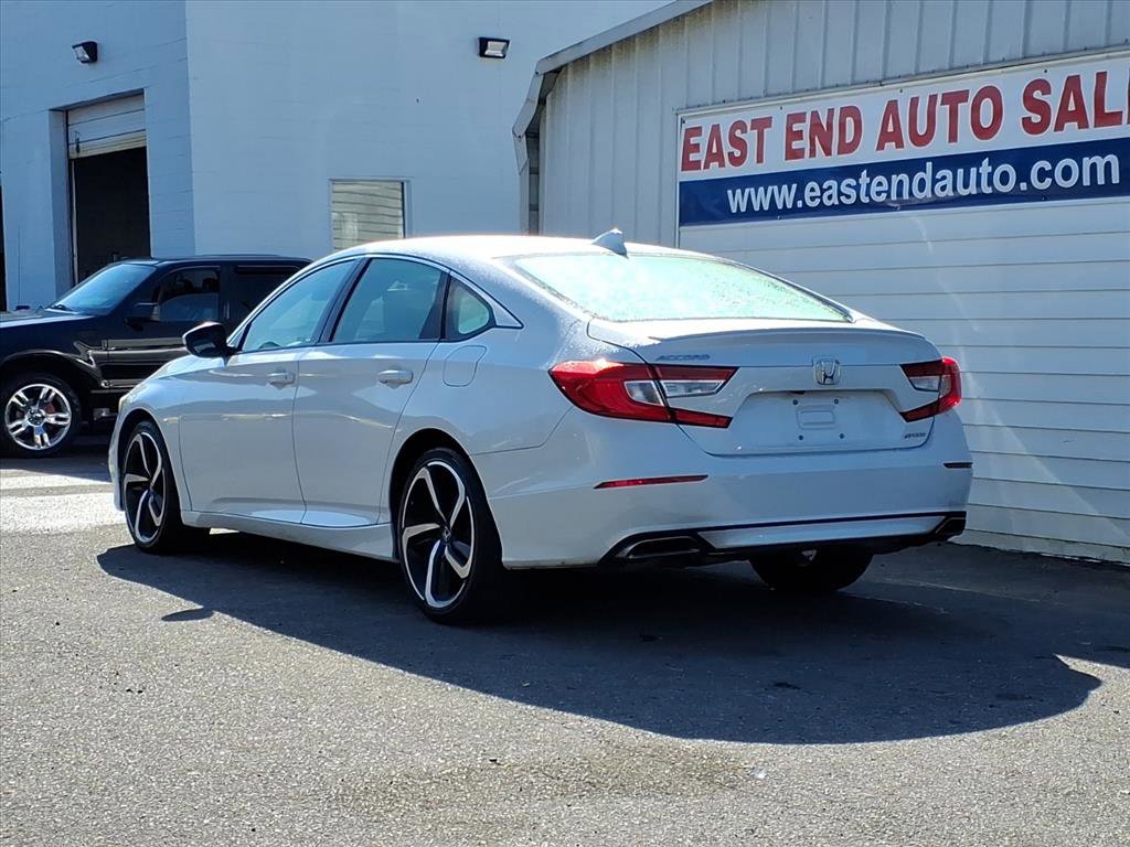 Used 2018 Honda Accord Sport image 3
