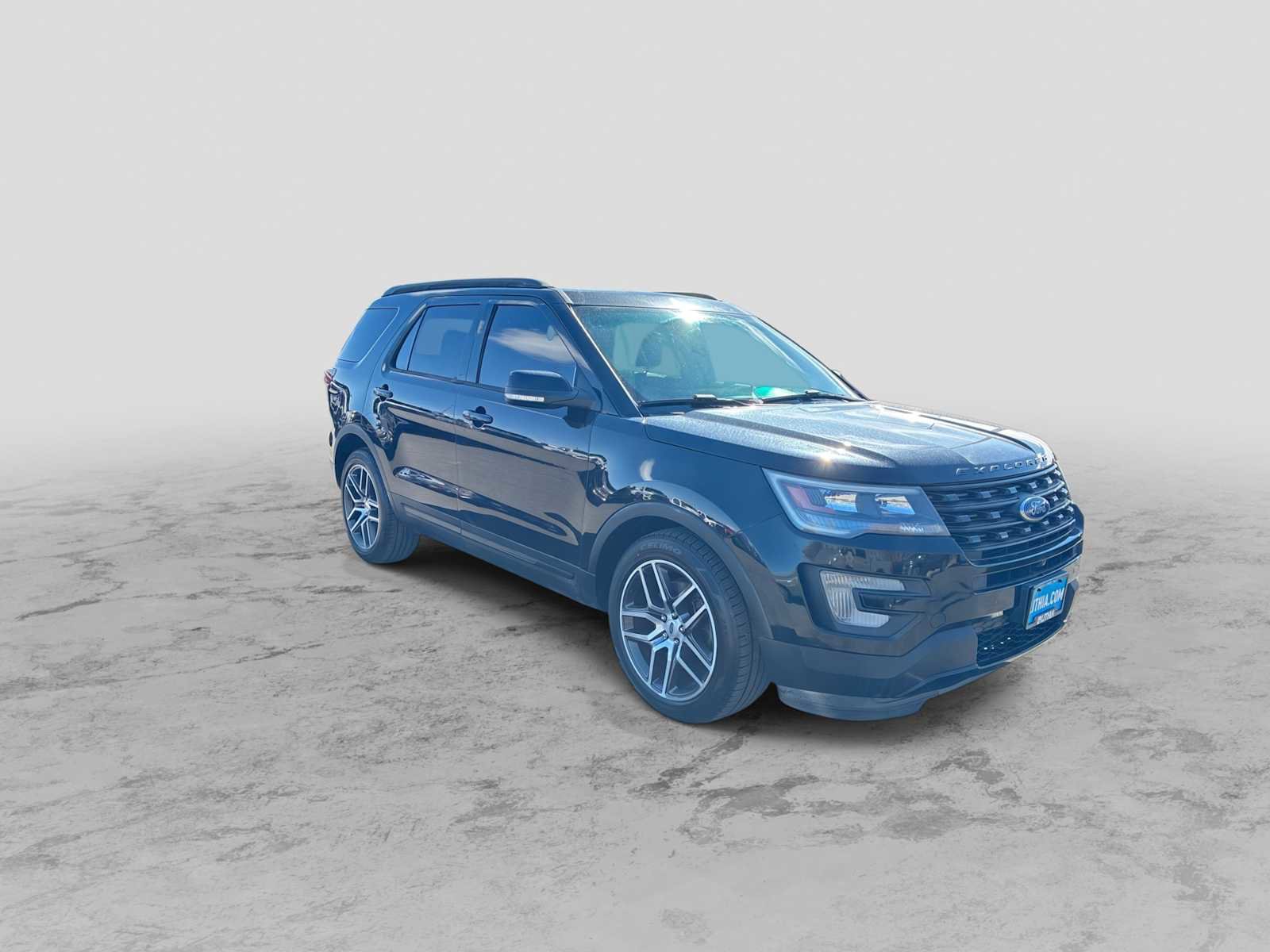 Used 2016 Ford Explorer Sport w/ Equipment Group 401A image 2