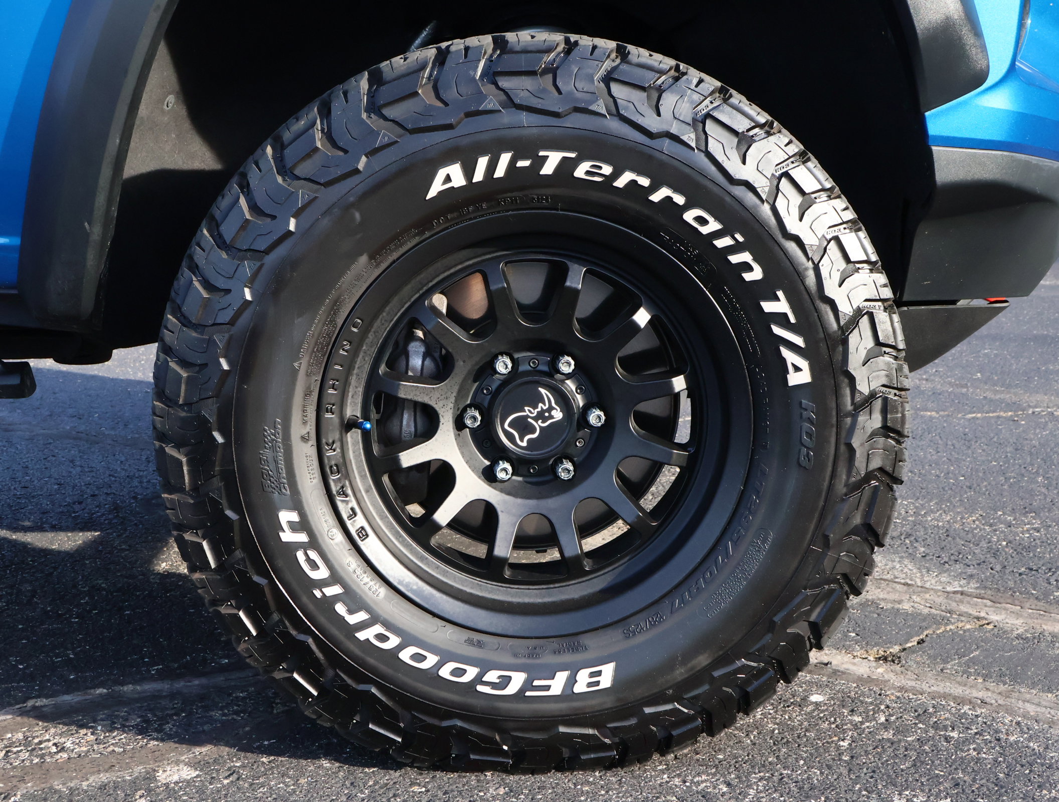 Used 2023 Chevrolet Colorado ZR2 w/ ZR2 Convenience Package III AWD/4WD image 26