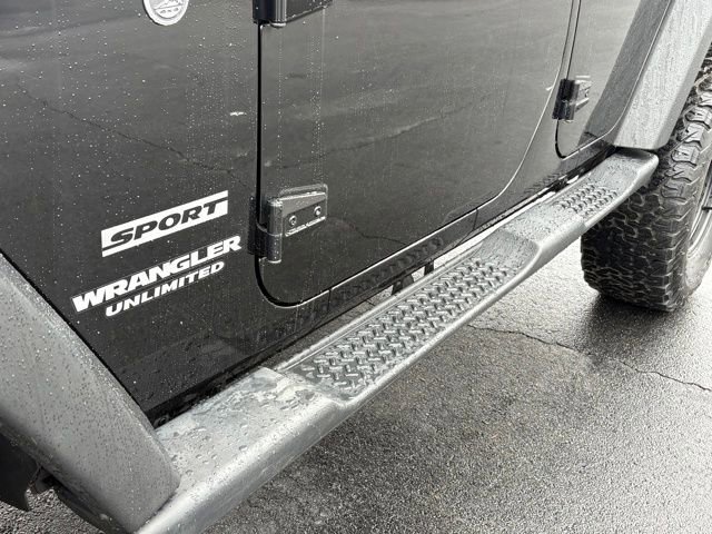 Used 2013 Jeep Wrangler Unlimited Sport image 27