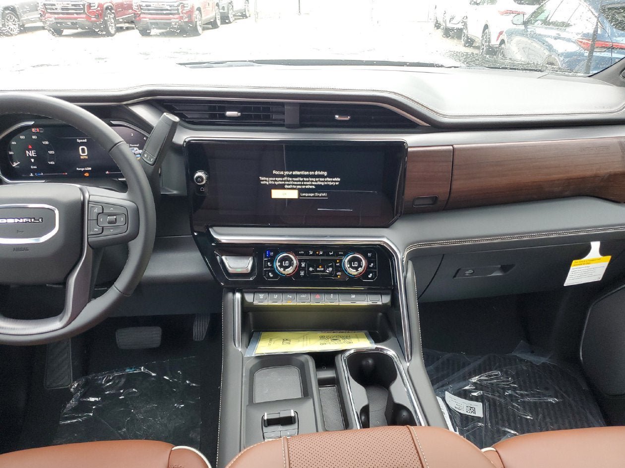 New 2026 GMC Sierra 3500 Denali Ultimate AWD/4WD image 15