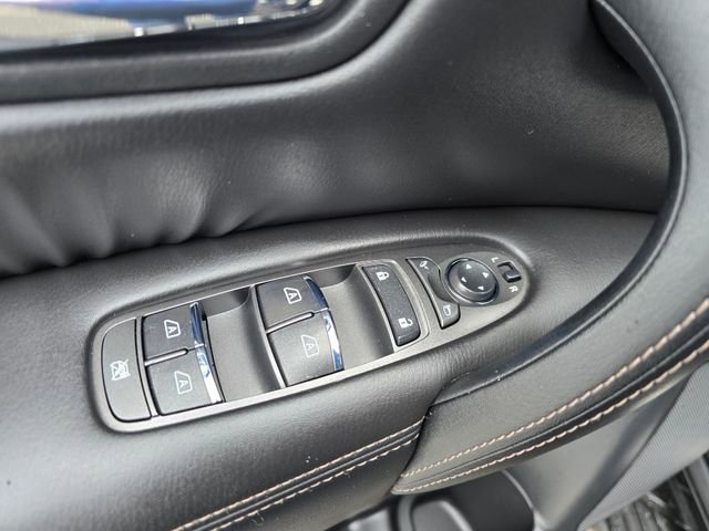 Used 2023 Nissan Armada Platinum w/ Cargo Package AWD/4WD image 25