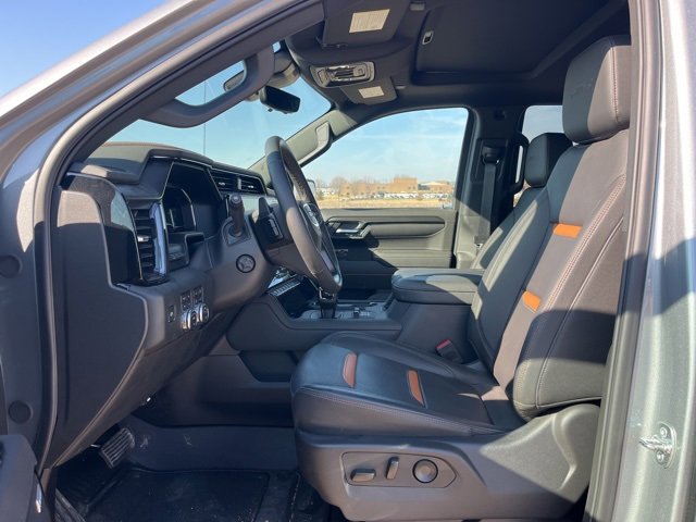 Used 2025 GMC Sierra 1500 AT4 w/ AT4 Premium Package image 10
