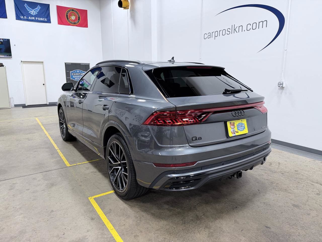 Used 2023 Audi Q8 Prestige AWD/4WD image 5