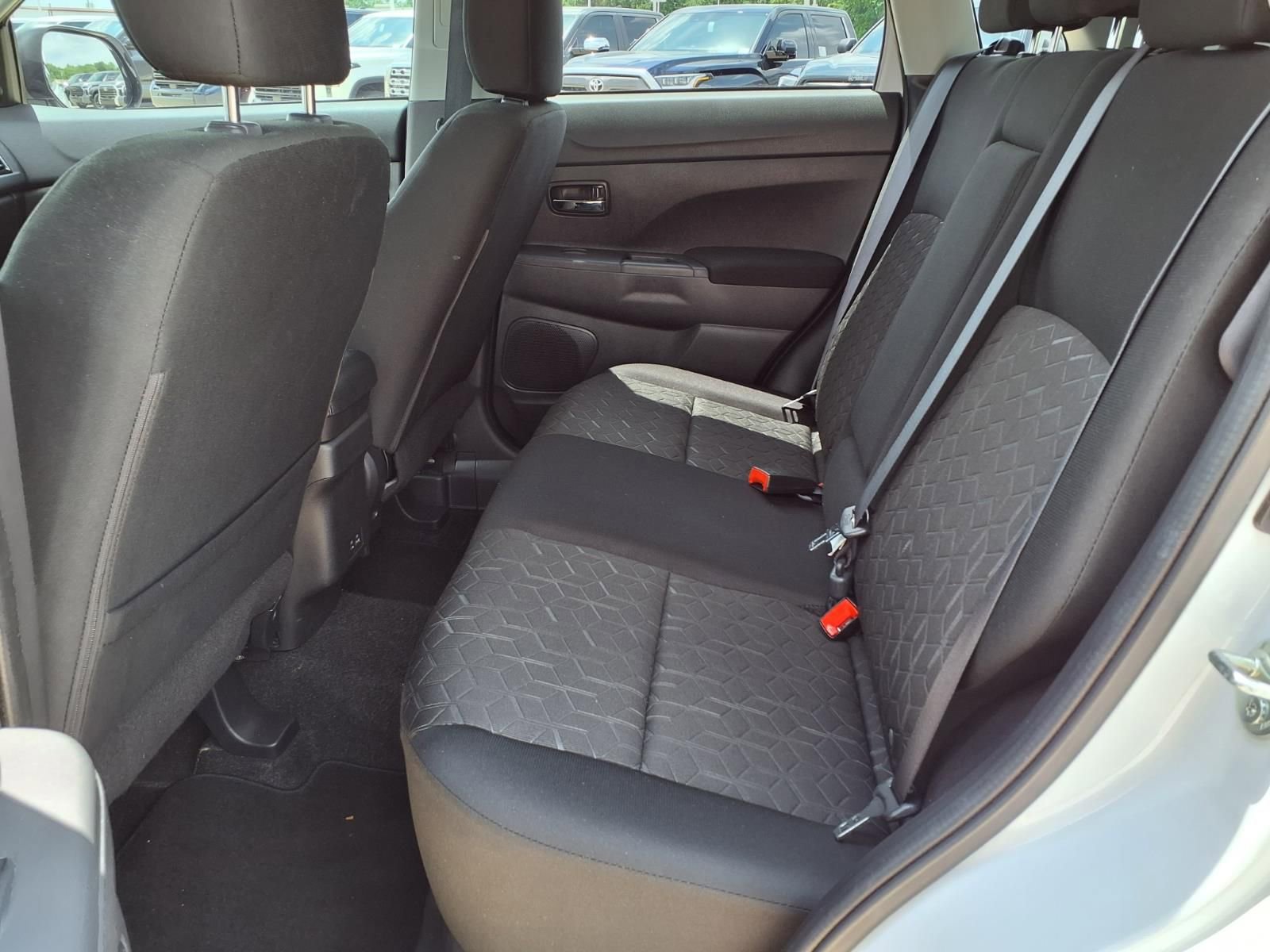 Used 2023 Mitsubishi Outlander Sport LE image 17