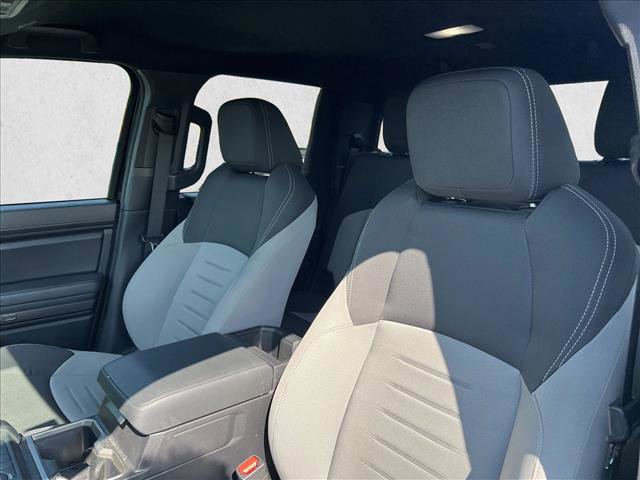 Used 2024 Toyota Tacoma TRD Sport AWD/4WD image 15