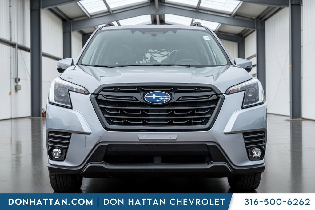 Used 2024 Subaru Forester Limited image 38
