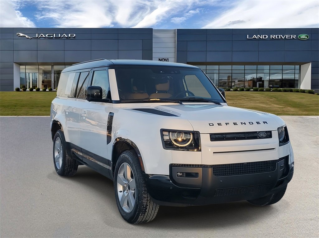 New 2026 Land Rover Defender 130 X-Dynamic SE image 4