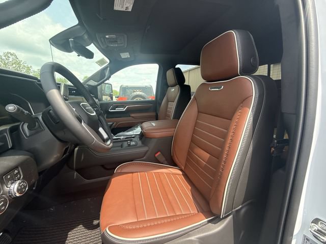 New 2026 GMC Sierra 3500 Denali Ultimate AWD/4WD image 11