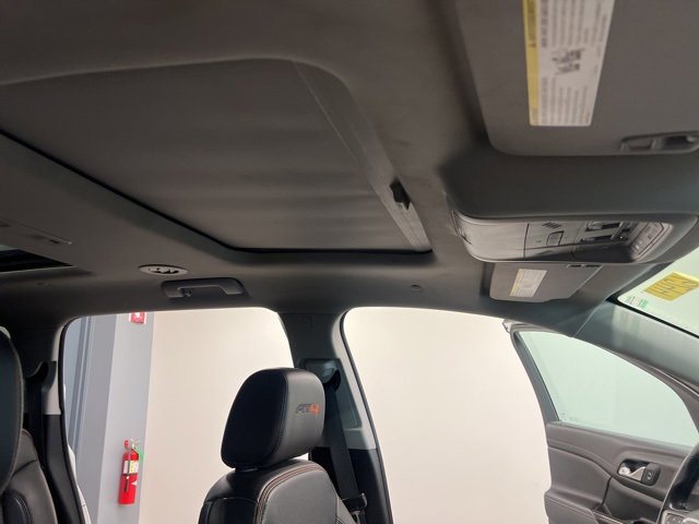 Used 2021 GMC Acadia AT4 w/ Trailering Package image 19