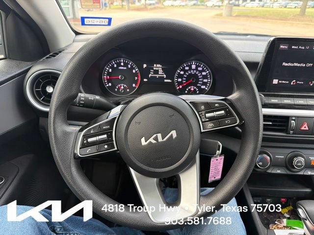 Certified 2024 Kia Forte LXS w/ LXS Technology Package FWD image 17