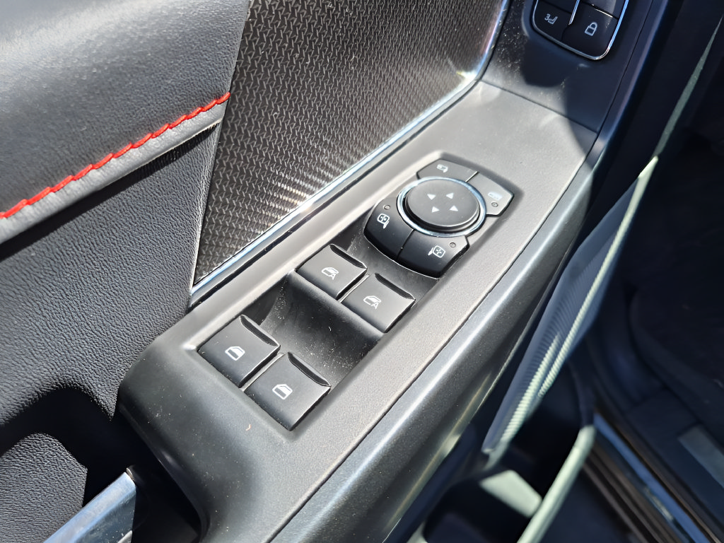 Used 2026 Ford F150 Raptor AWD/4WD image 17
