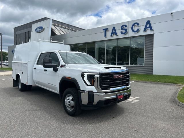 Used 2024 GMC Sierra 3500 Pro w/ Convenience Package