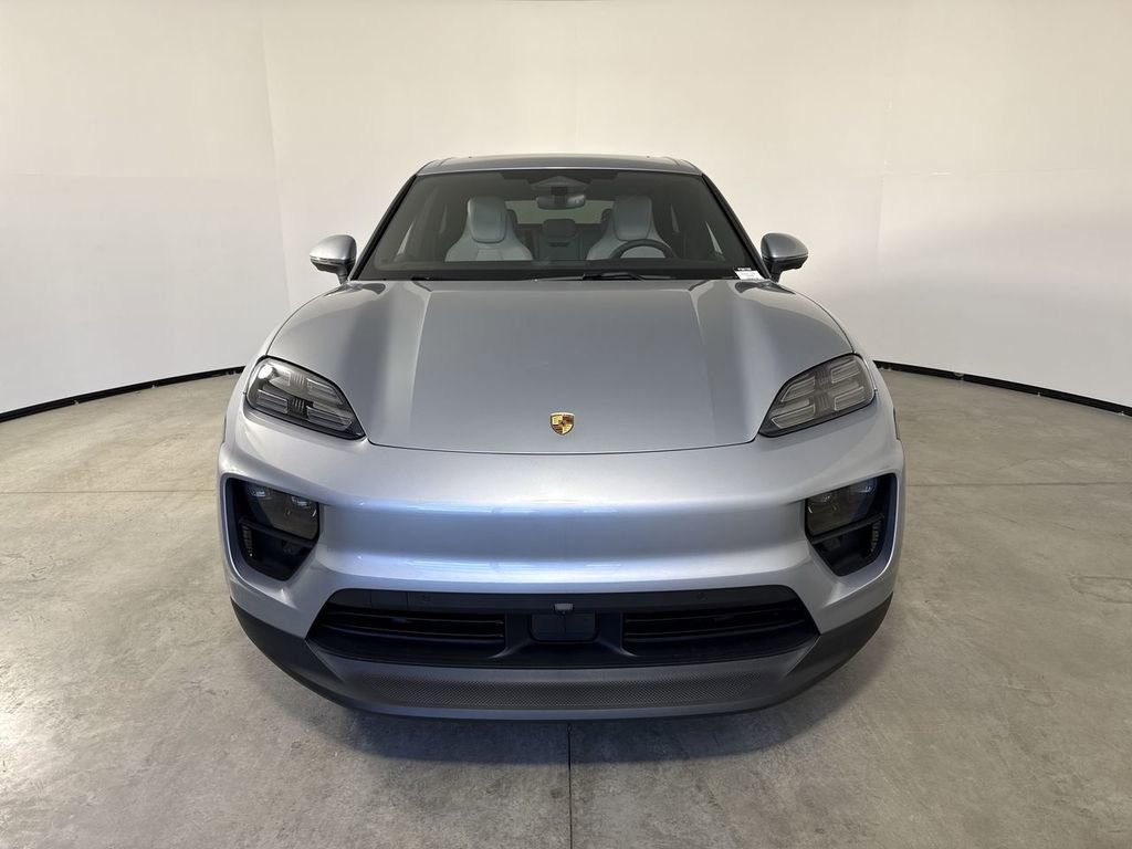 New 2026 Porsche Macan 4 Electric AWD/4WD image 10